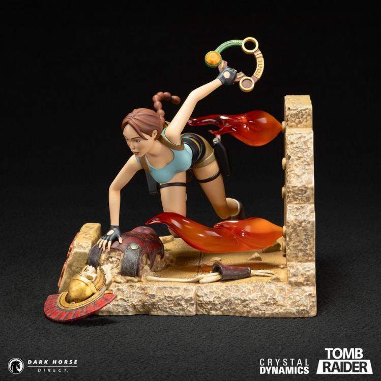 Tomb Raider Lara Croft (Classic Era) Statue
