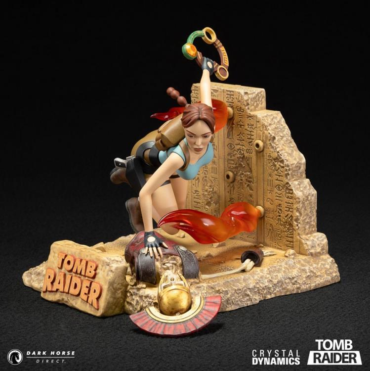 Tomb Raider Lara Croft (Classic Era) Statue