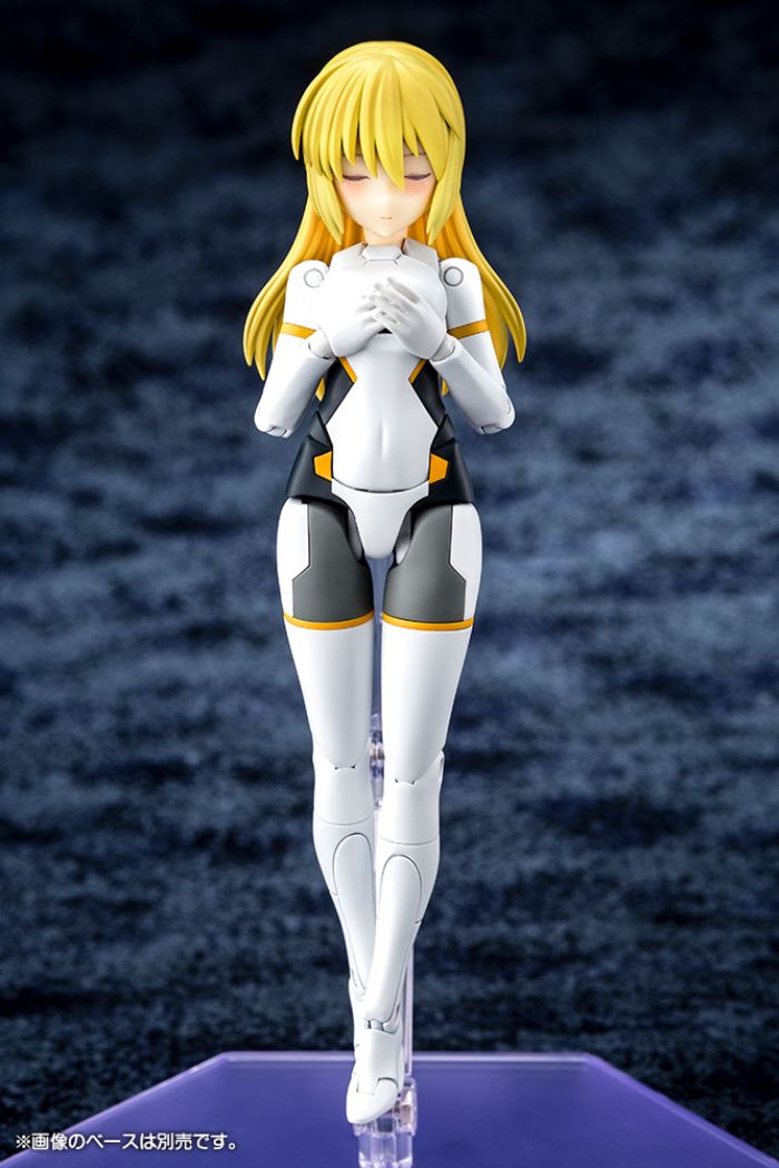 Megami Device Arnwald Tranche 2 with Busou Shinki