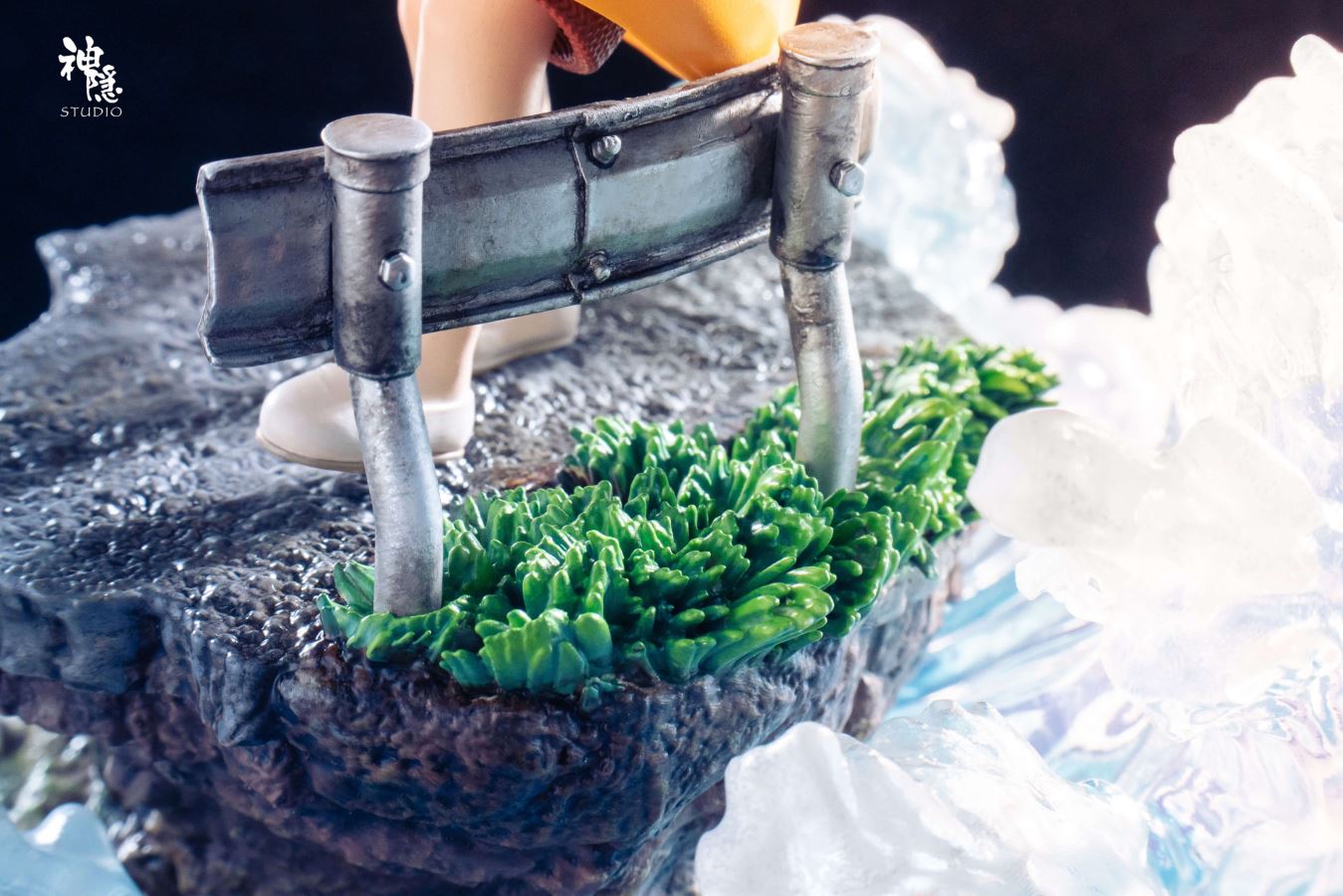 Ponyo & Sosuke - Ponyo on the Cliff