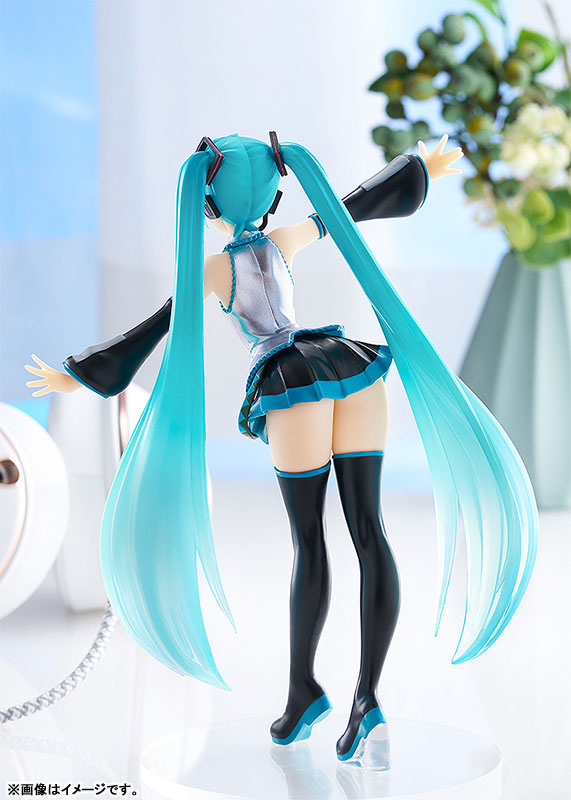 POP UP PARADE Character Vocal Series 01 Hatsune Miku Translucent Color Ver