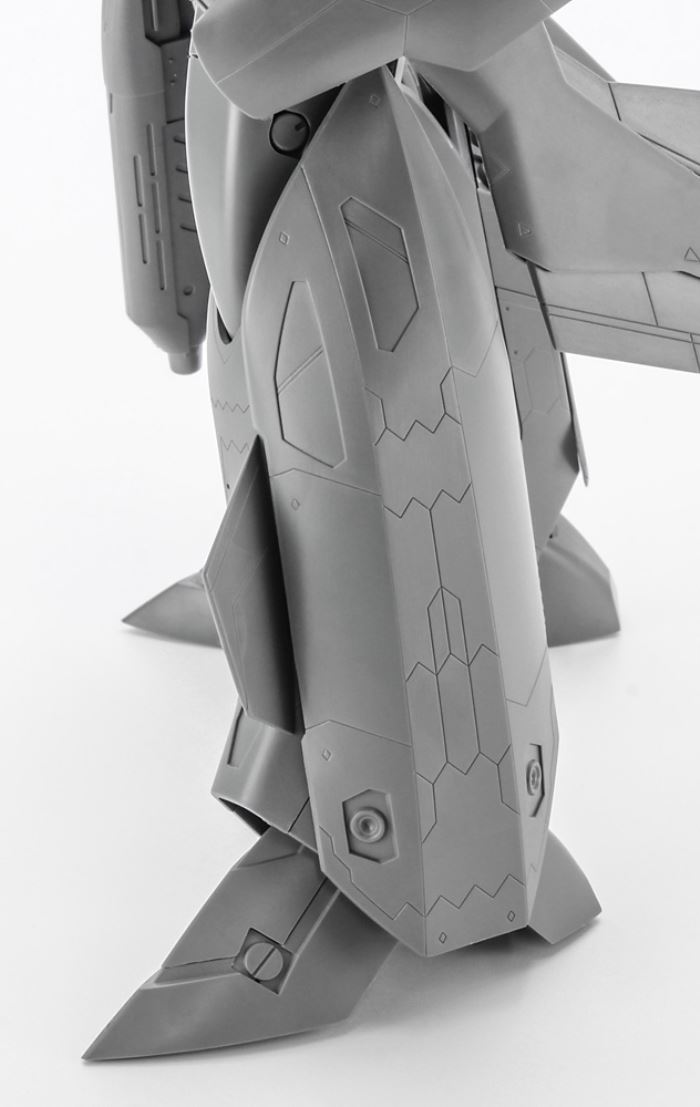 YF-19 Battroid Macross Plus