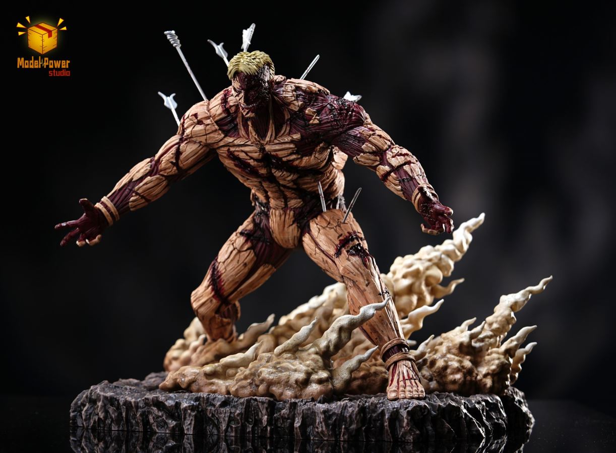 Armored Titan - Attack On Titan