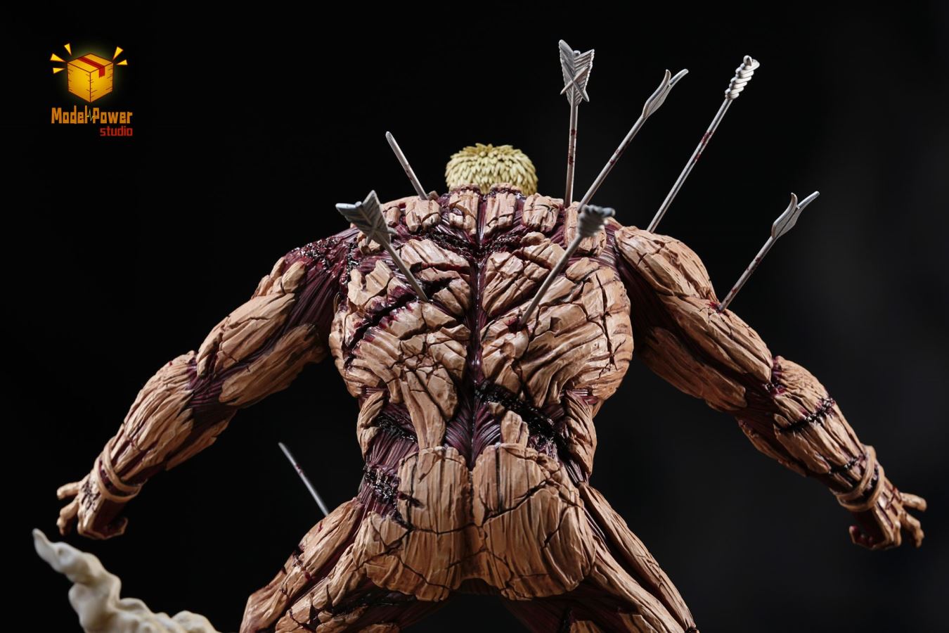 Armored Titan - Attack On Titan
