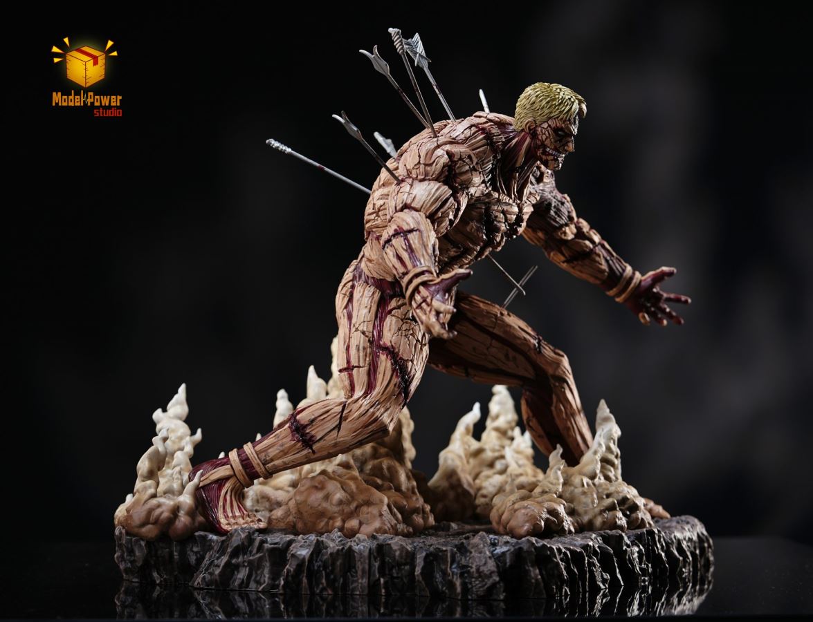 Armored Titan - Attack On Titan