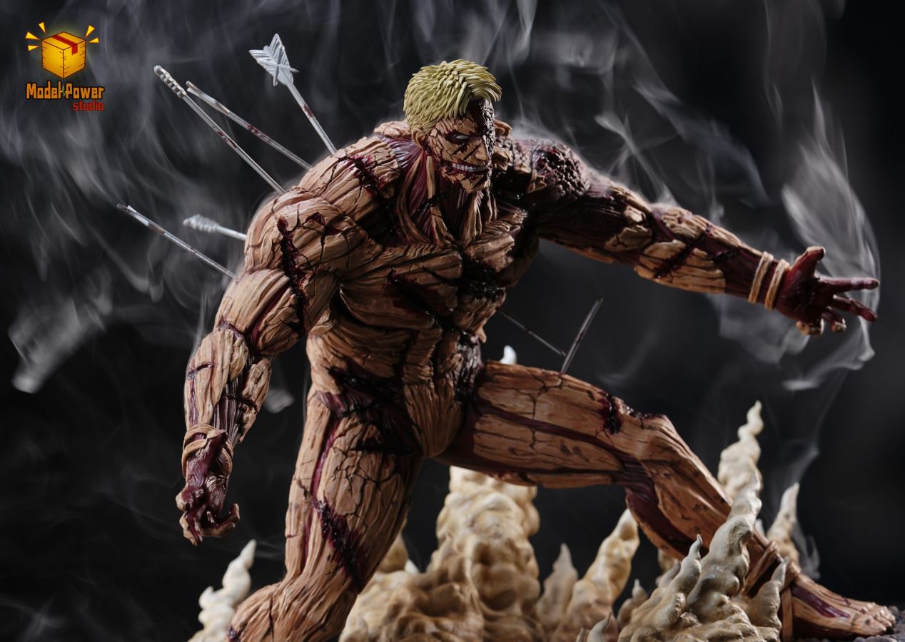 Armored Titan - Attack On Titan