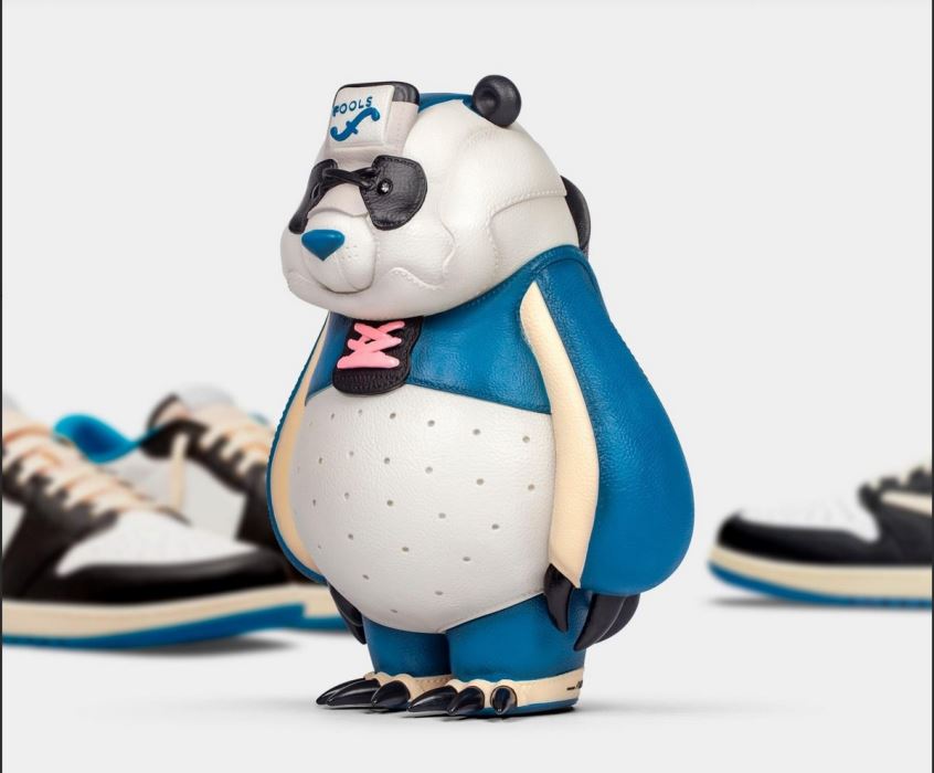 PANDA NAVY Trendy vs. Fool's Blue Panda