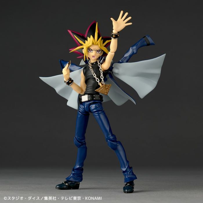 Revoltech Amazing Yamaguchi Yami Yugi - Yu-Gi-Oh!