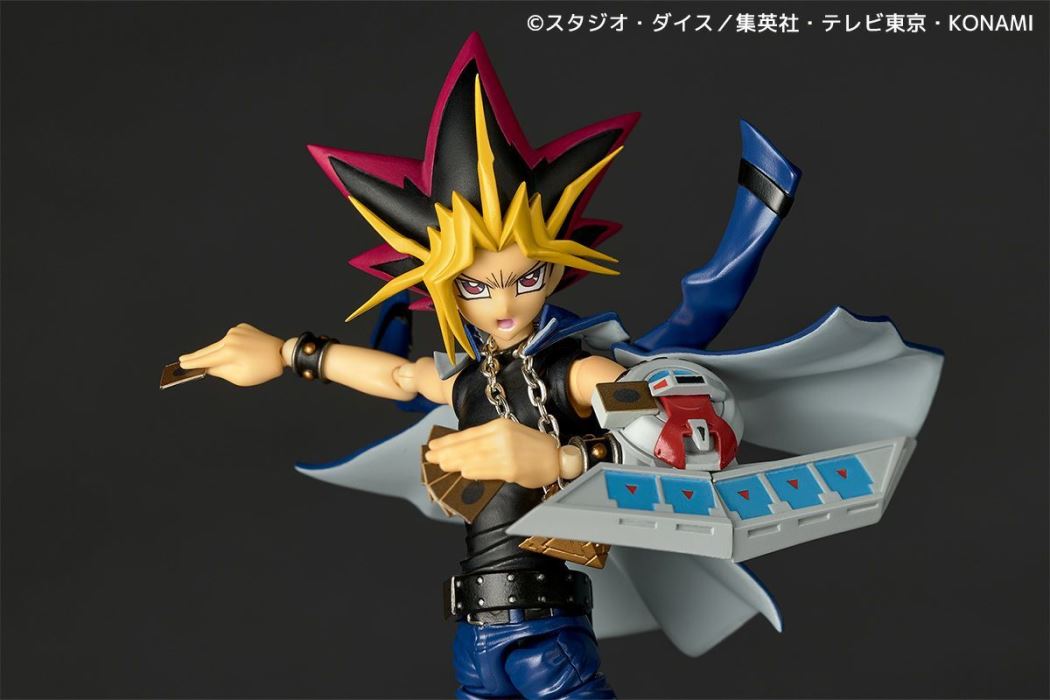 Revoltech Amazing Yamaguchi Yami Yugi - Yu-Gi-Oh!