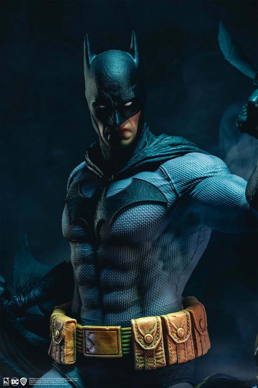 DC Batman & Catwoman Reunion 1/4 Scale Statue Exclusive Edition