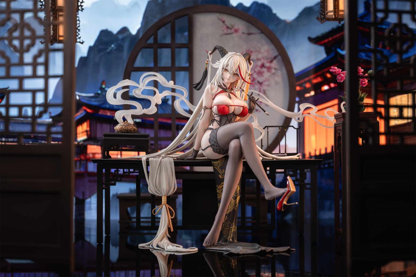Golden Dragon Among Auspicious Clouds Ver. KMS Agir – Azur Lane