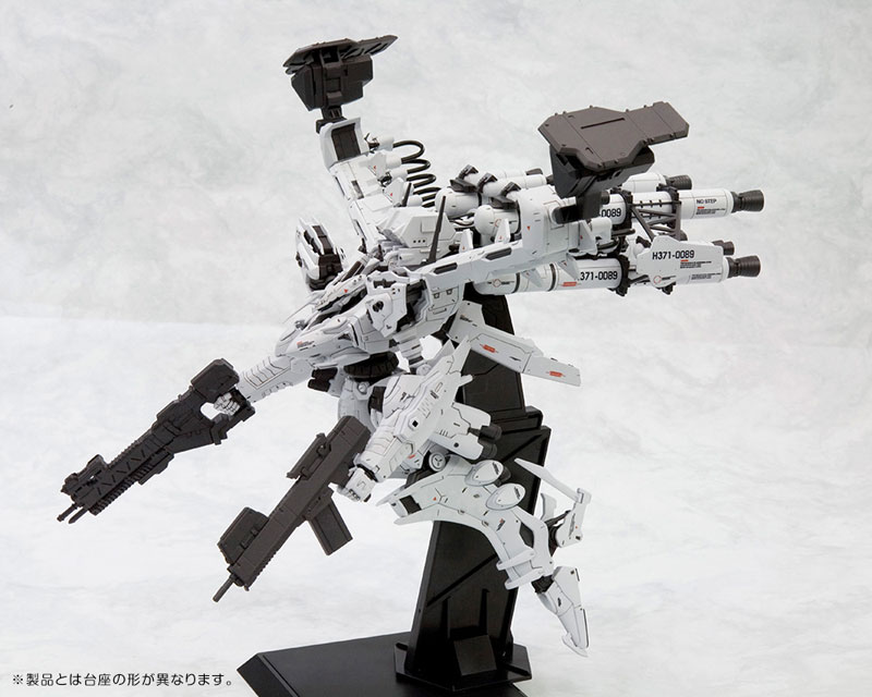 Armored Core LINEARK WHITE-GLINT & V.O.B Set 1/72