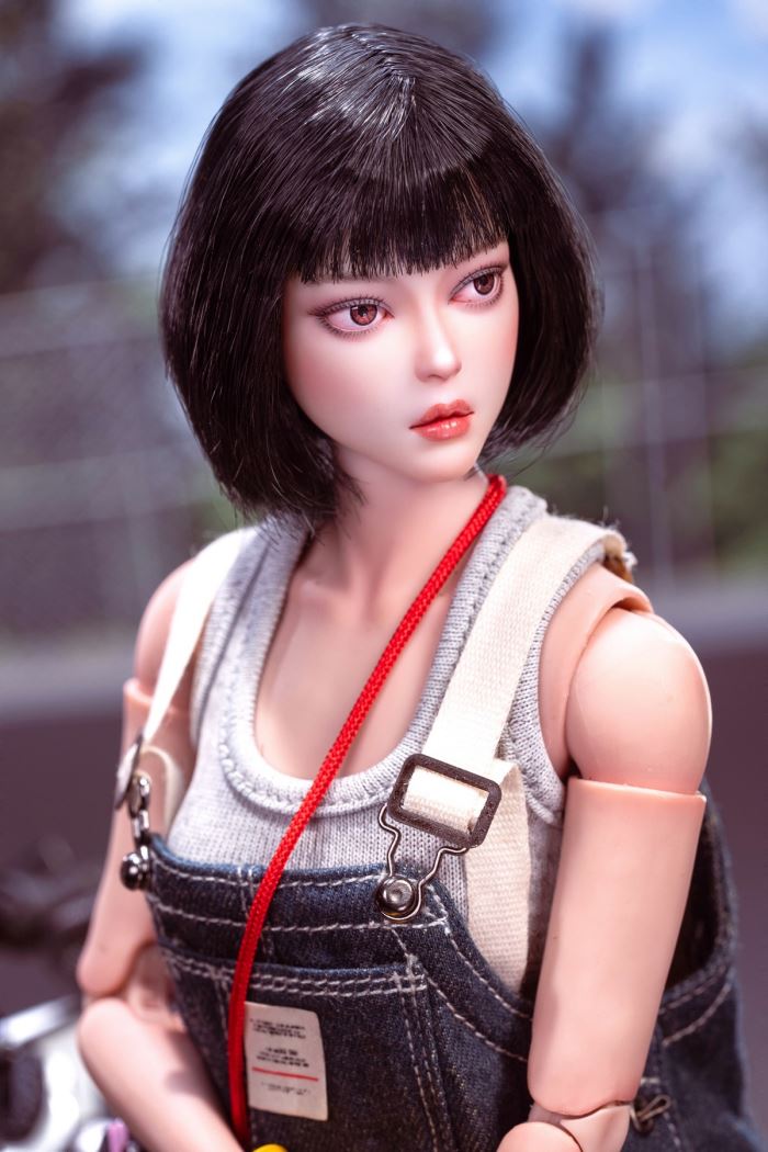 Girl Cuby 1/6