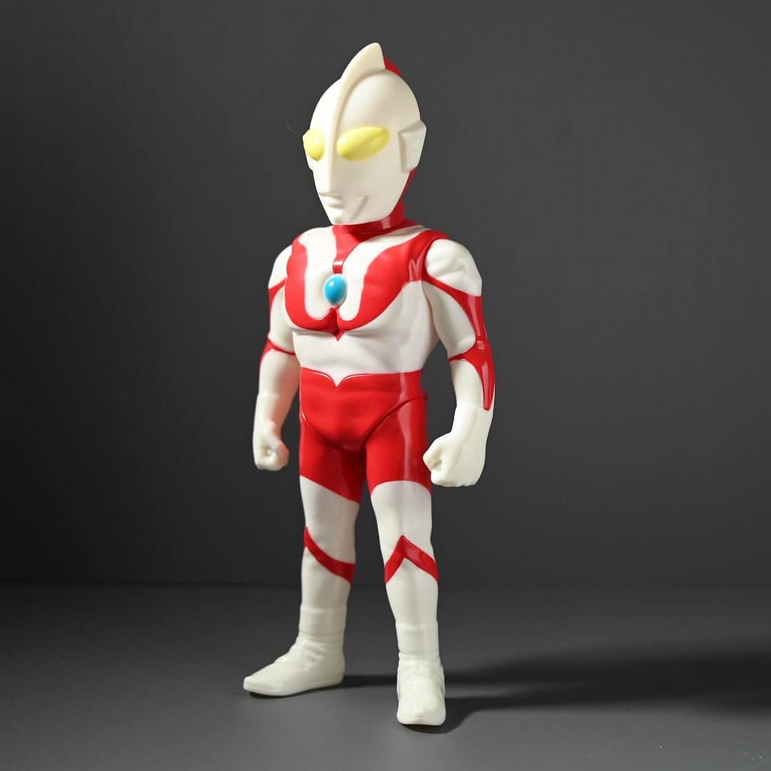 ULTRAMAN C-TYPE GID Version