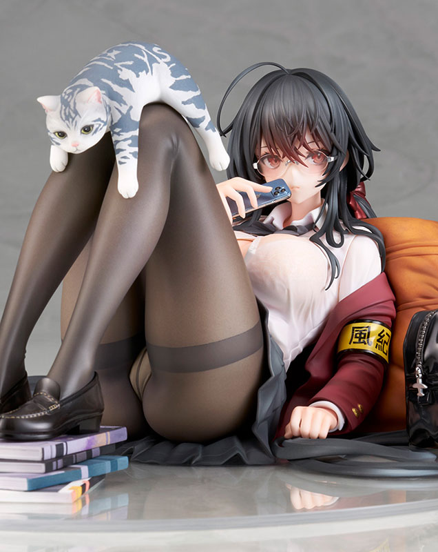 Azur Lane Taihou Sweet Time After School Ver. 1/7