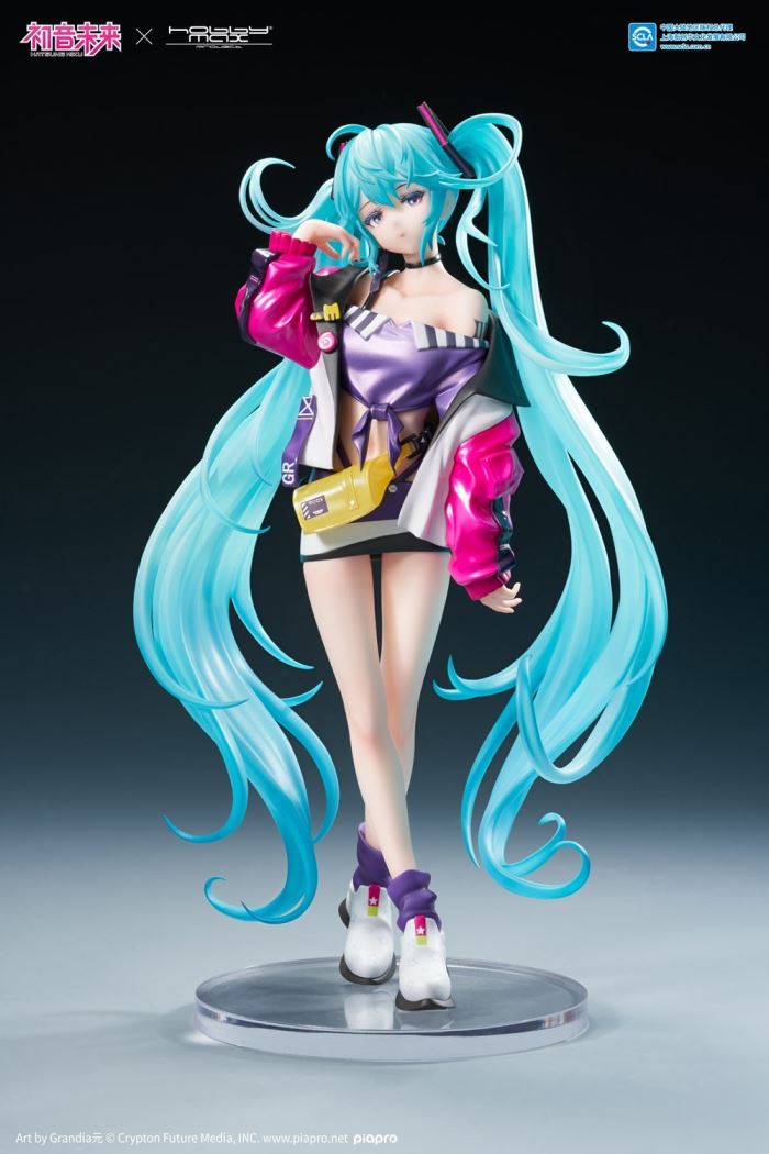 Fashion Street Ver. Miku Hatsune - VOCALOID
