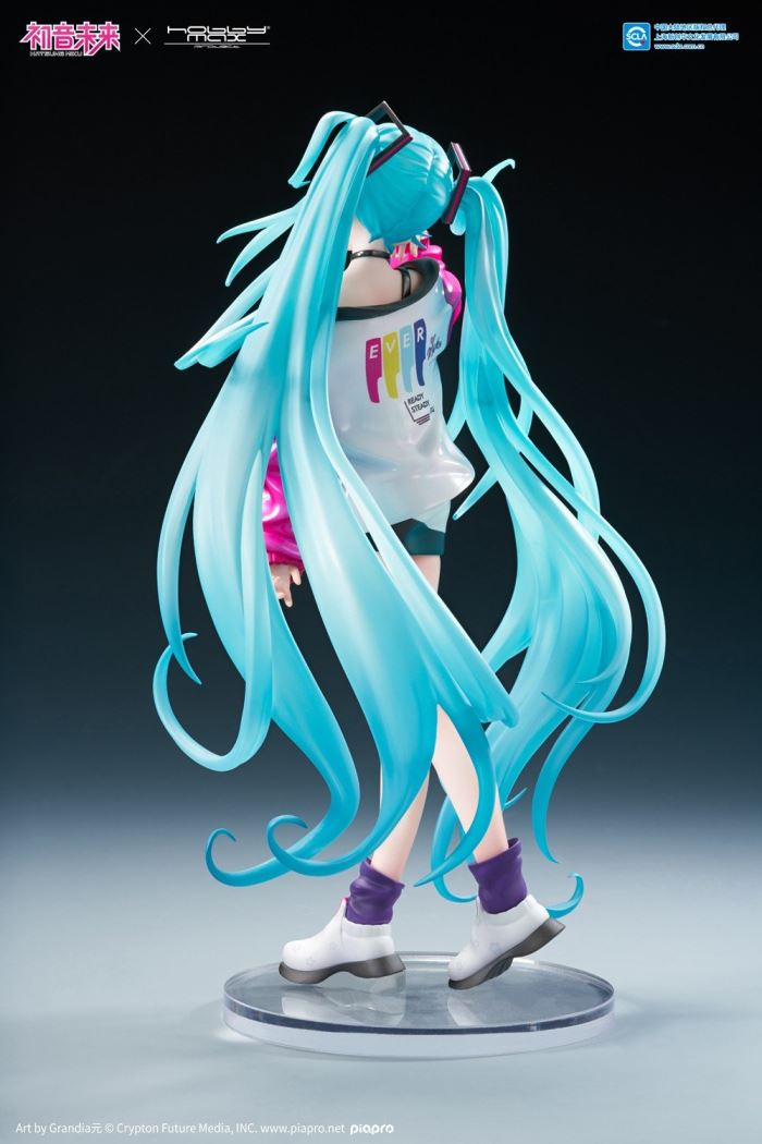 Fashion Street Ver. Miku Hatsune - VOCALOID