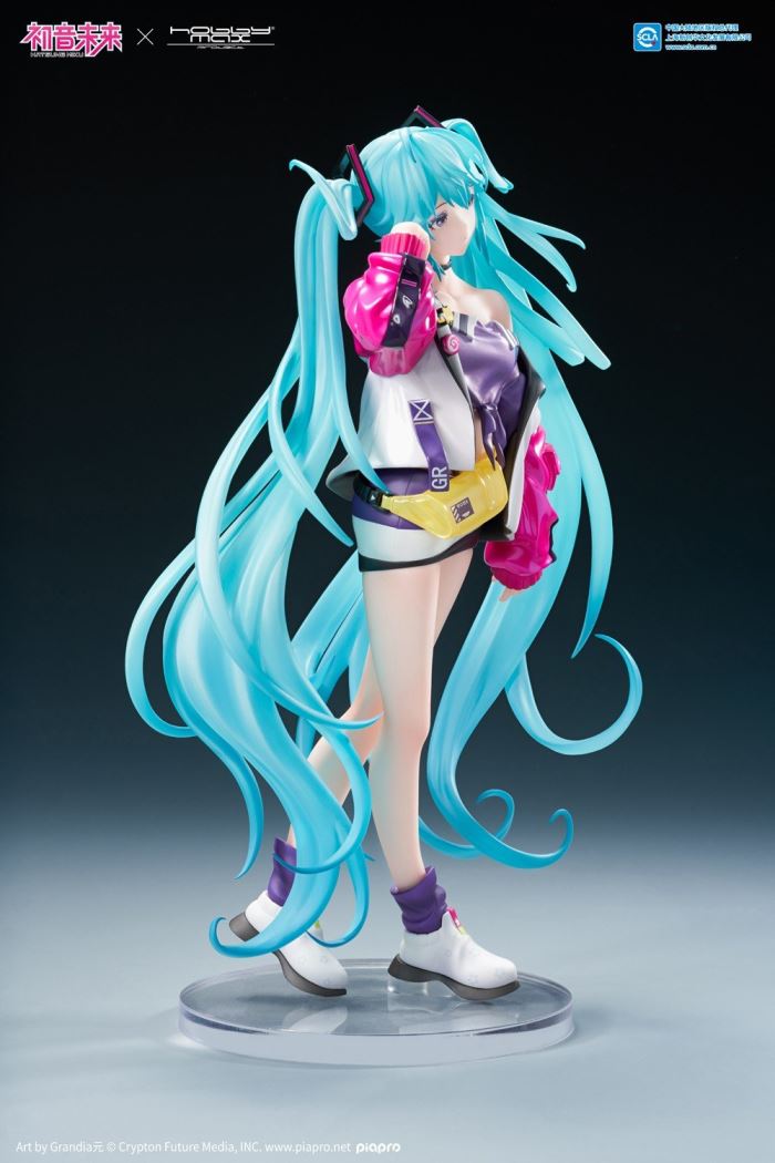 Fashion Street Ver. Miku Hatsune - VOCALOID