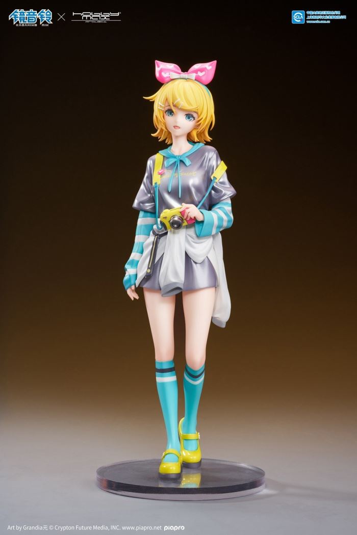 Fashion Street Ver. Rin Kagamine – VOCALOID