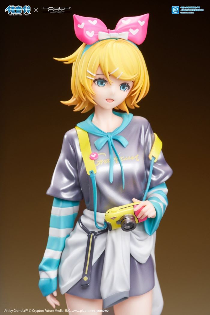 Fashion Street Ver. Rin Kagamine – VOCALOID
