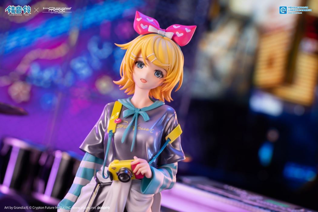 Fashion Street Ver. Rin Kagamine – VOCALOID