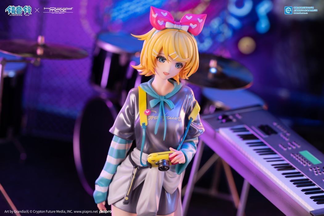 Fashion Street Ver. Rin Kagamine – VOCALOID