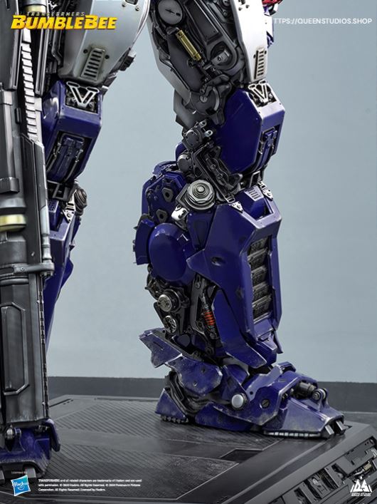 Optimus Prime Human-Size Statue