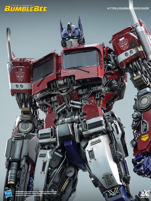 Optimus Prime Human-Size Statue
