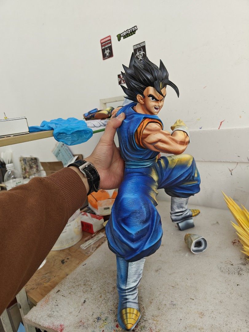 Super Saiyan Blue - Dragon Ball Universe