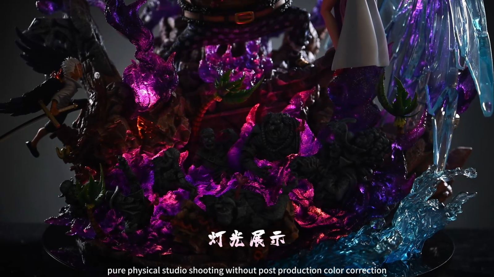 Blackbeard vs Boa - One Piece