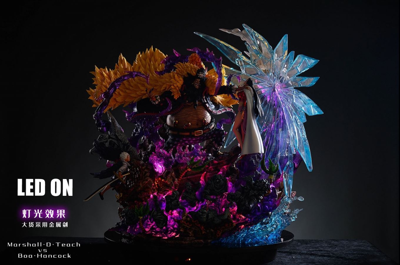 Blackbeard vs Boa - One Piece