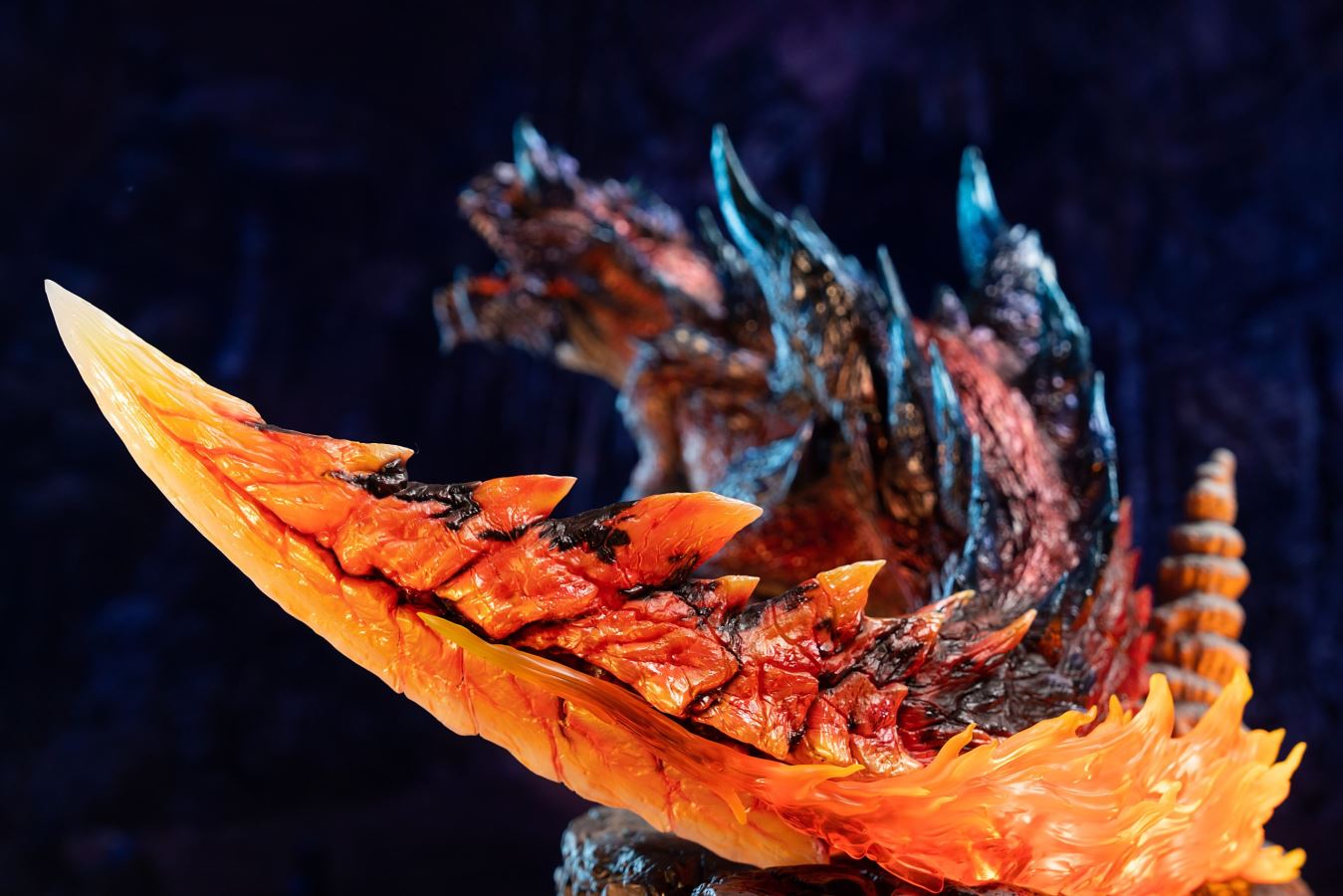 Glavenus & Acidic Glavenus - MonsterHunter