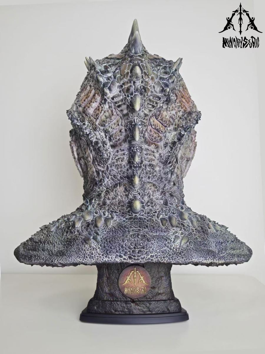 Chameleon Man 1/1 Bust