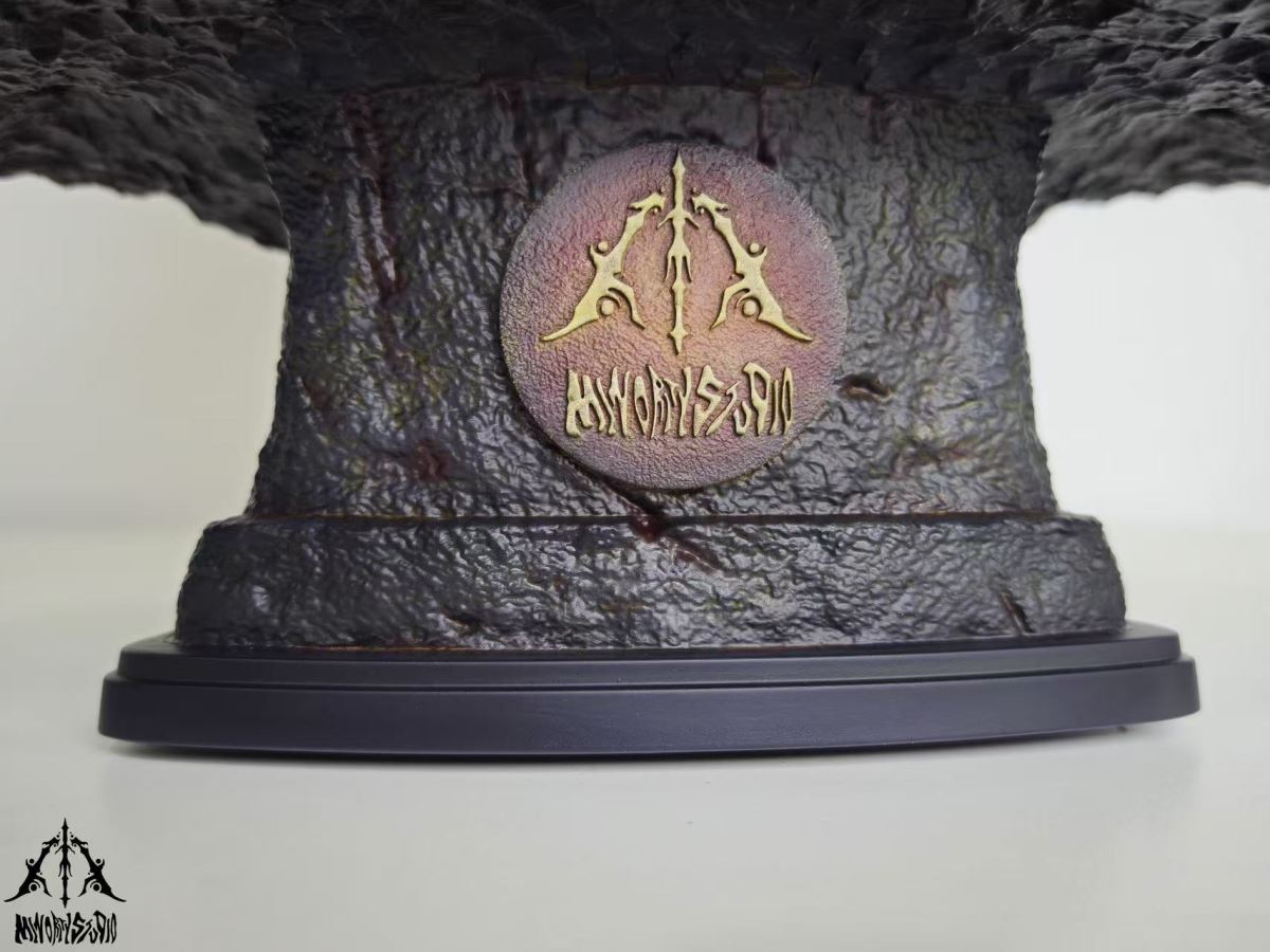 Chameleon Man 1/1 Bust