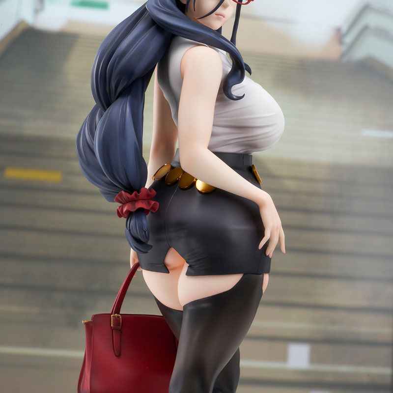 Yoshio Illustration OL