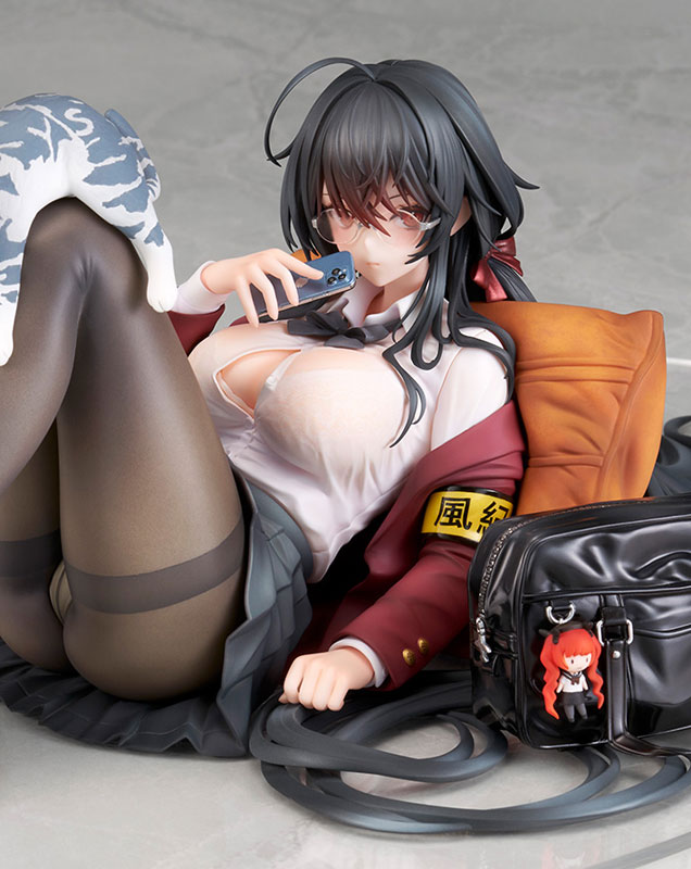 Azur Lane Taihou Sweet Time After School Ver. 1/7