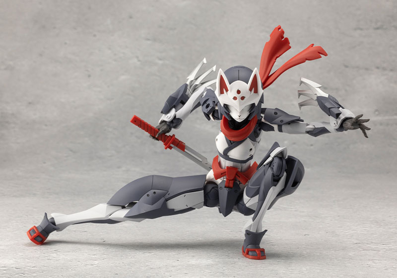 MEGALOMARIA UNLIMITED UNIVERSE FUMA