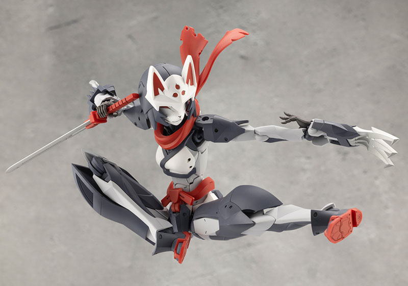 MEGALOMARIA UNLIMITED UNIVERSE FUMA