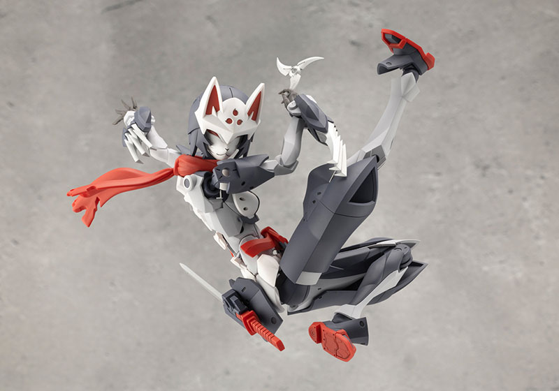 MEGALOMARIA UNLIMITED UNIVERSE FUMA