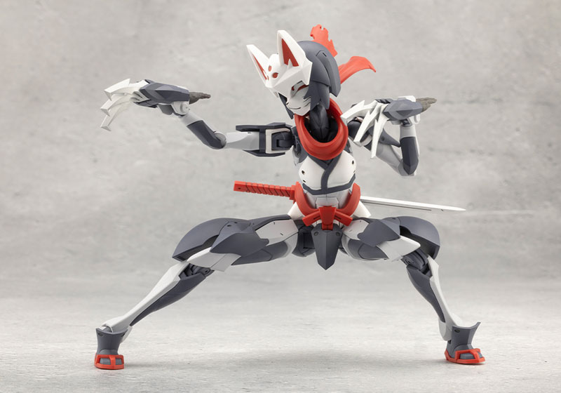 MEGALOMARIA UNLIMITED UNIVERSE FUMA