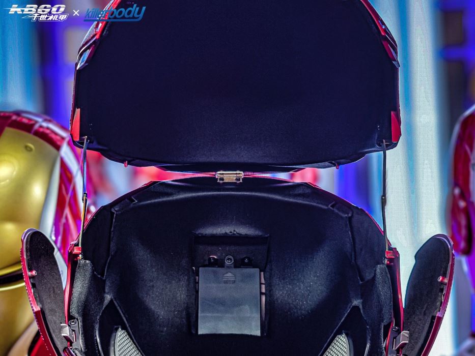 Iron Spider helmet 1/1