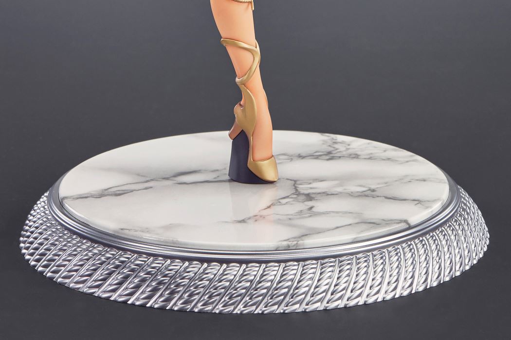 Dark Elf Village 4th Villager Camilla