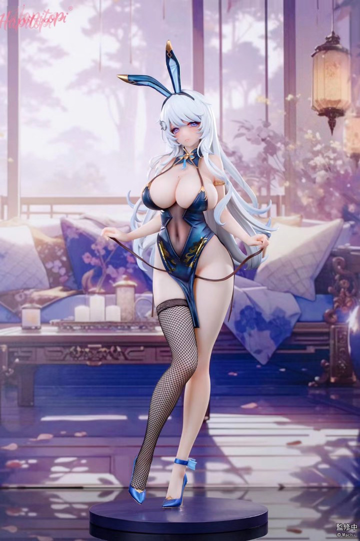 The Bunny Girl Who Hits the Top