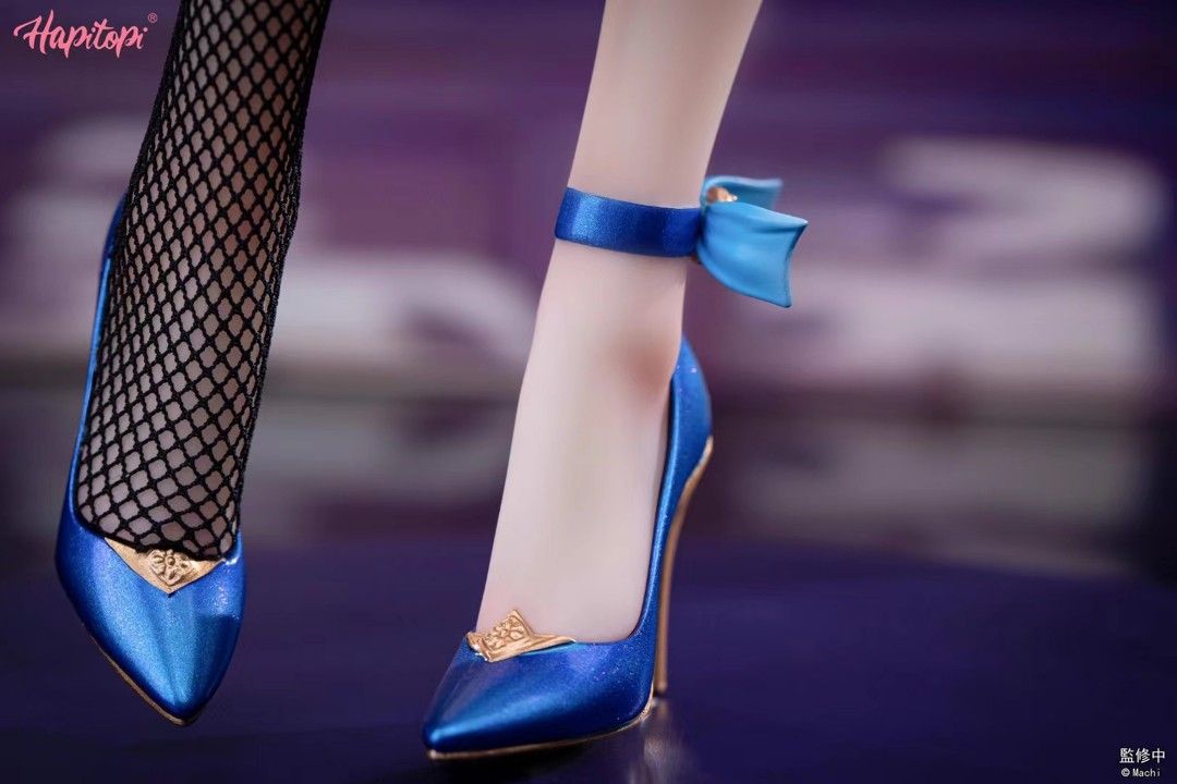 The Bunny Girl Who Hits the Top