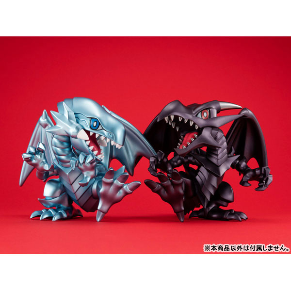 MEGATOON Yu-Gi-Oh! Duel Monsters Red-Eyes Black Dragon