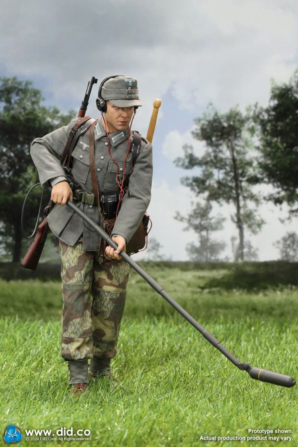 German Wehrmacht Mine Detector Private Jurgen Neumann 1/6