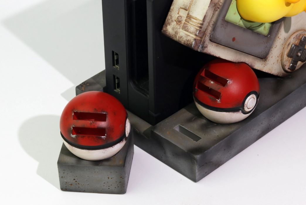 Pikachu Gameboy Home Display Ornaments