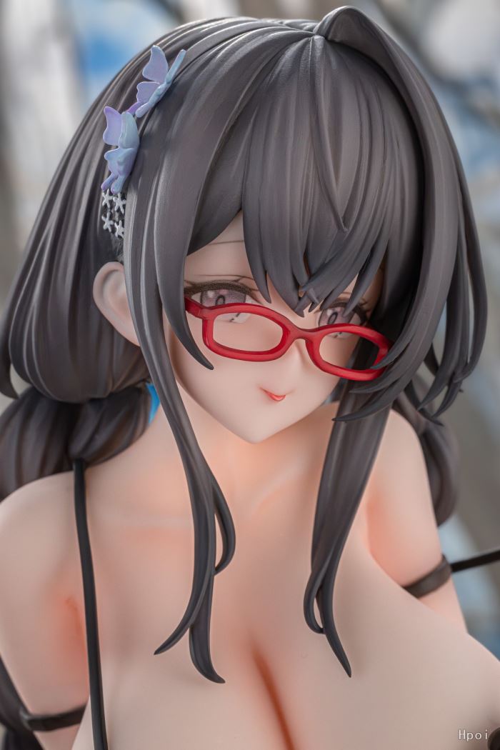 The Usually Inconspicuous yet Beautiful-When-Asleep Girl: Akabane Rino 1/7