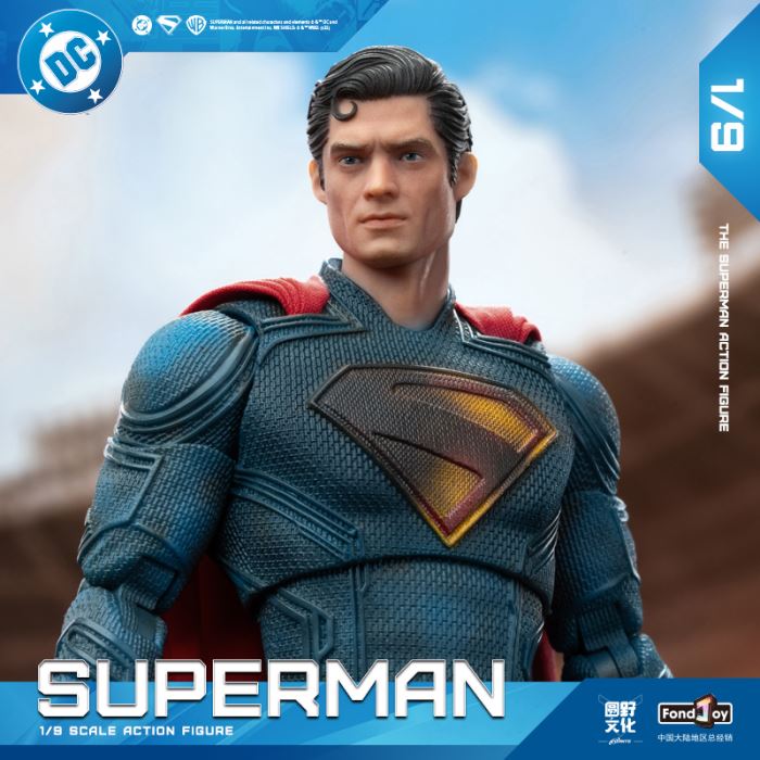Battle-Damaged New Superman 1/9