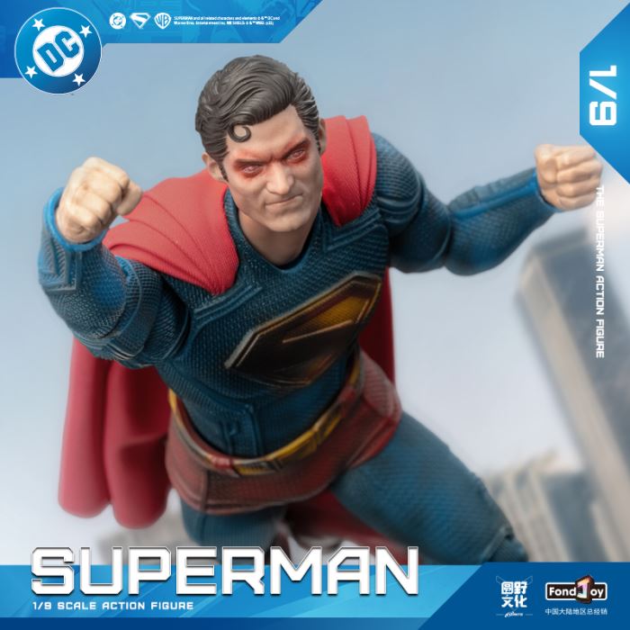 Battle-Damaged New Superman 1/9
